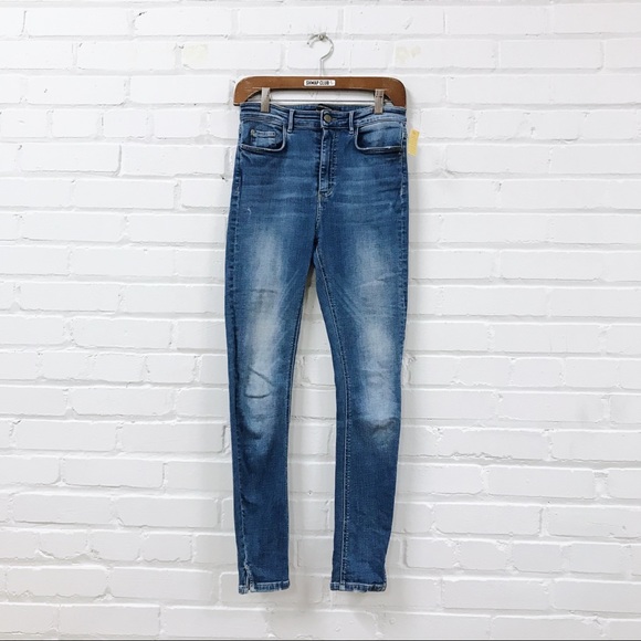 ⚡️3/$25 ⚡️ ZARA high rise skinny blue jeans